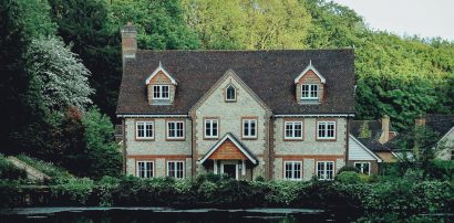 How to Prevent Debris Around Your Chimney