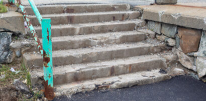 Easy Ways to Fix Loose or Broken Stone Steps